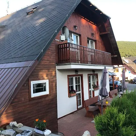 Penzion Geppert Konukevi Ostružná